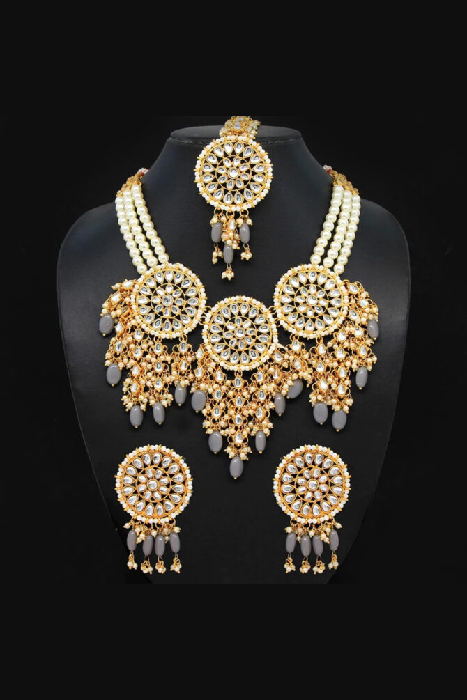 Grey Color Kundan Necklace Set