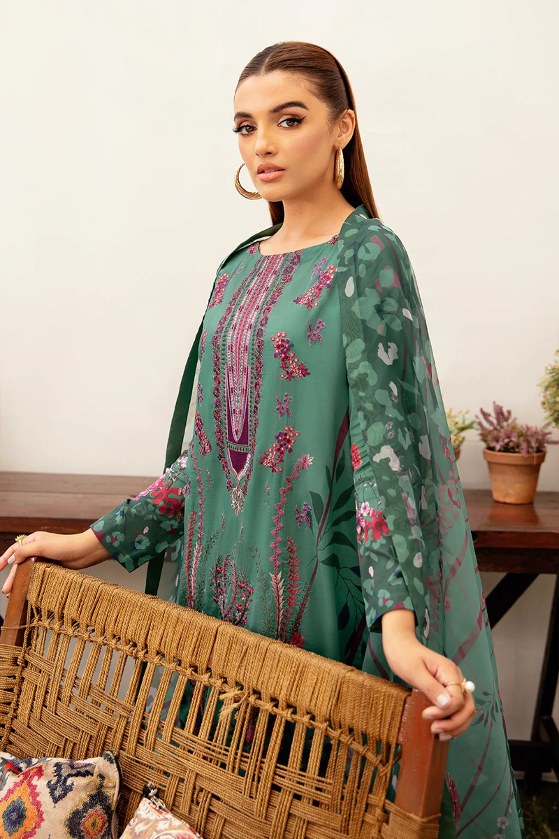 Ramsha Luxury Lawn Salwar Suit in Green