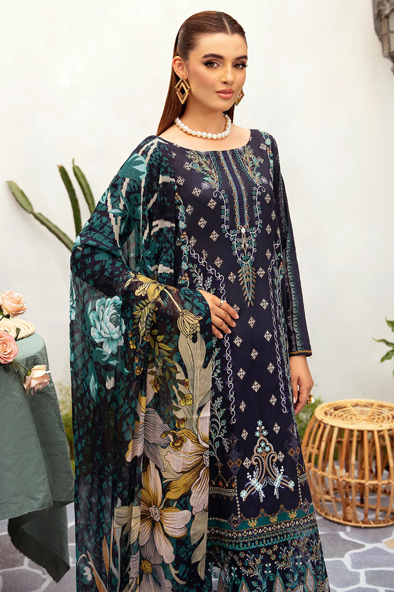 Ramsha Luxury Lawn Salwar Suit in Blue