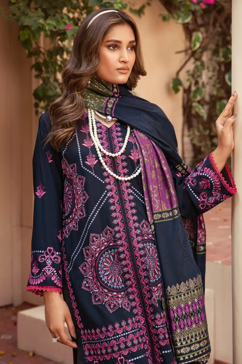 Arzoo Wool with Jacquard Shawl in Black