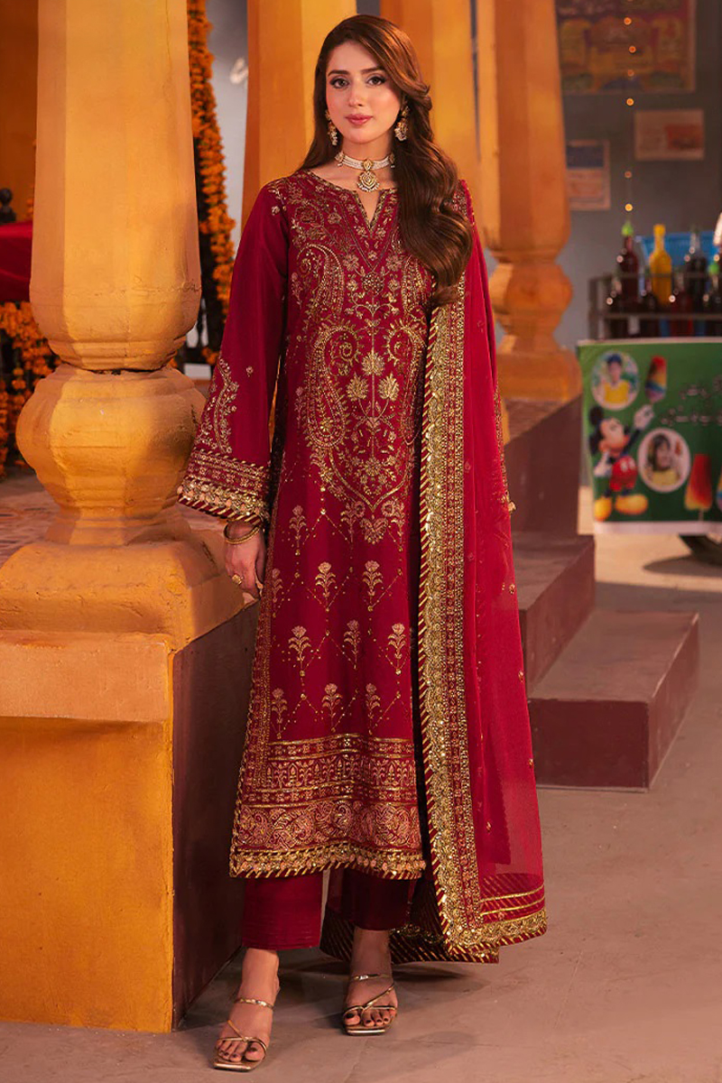 Asim Jofa Twested Silk Salwar Suit in Magenta