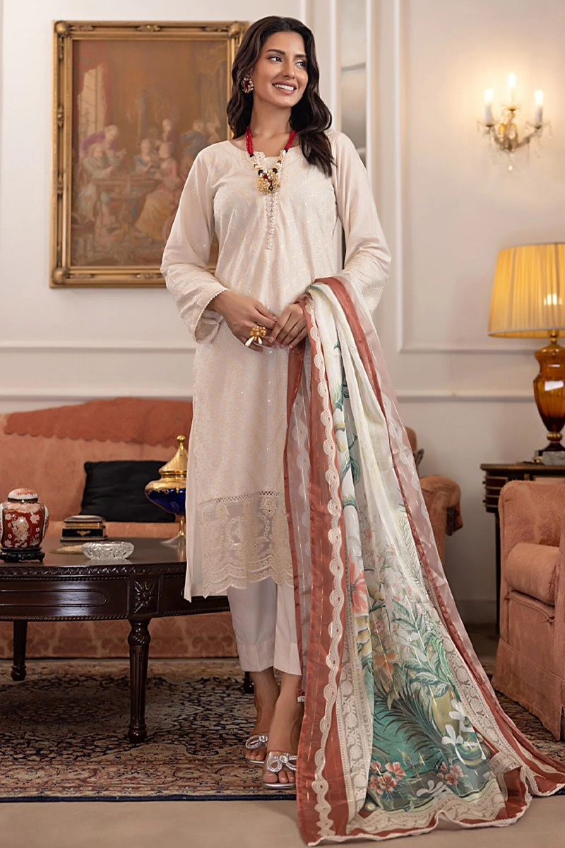 Regalia Embroidered Lawn In Beige