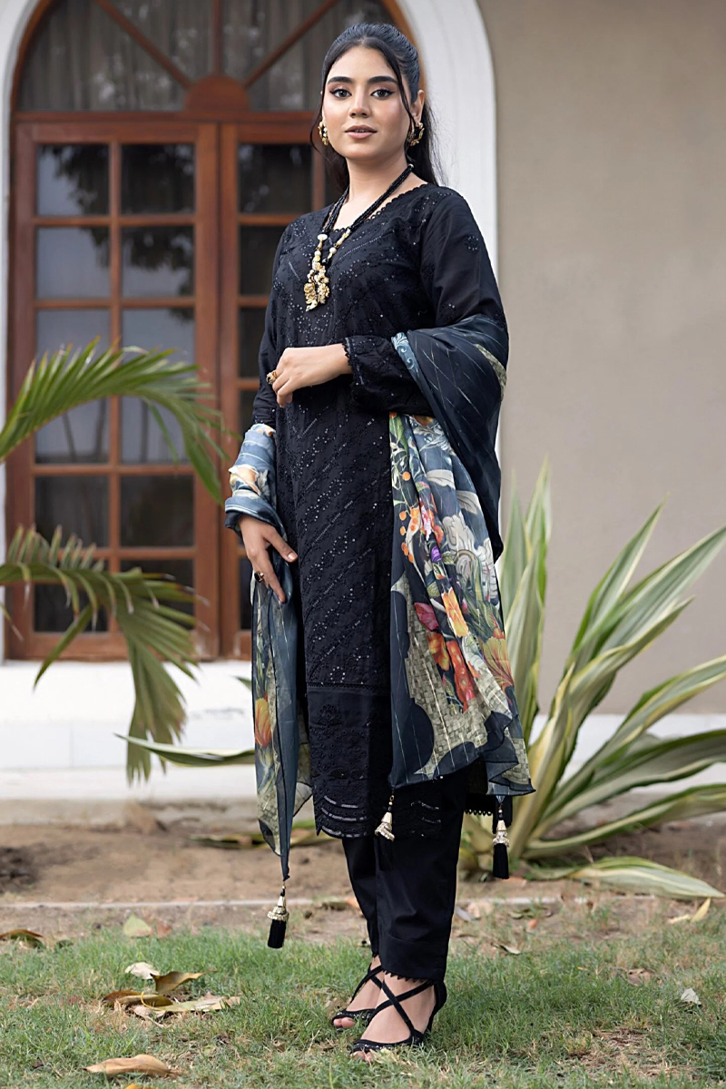 Regalia Embroidered Lawn In Black