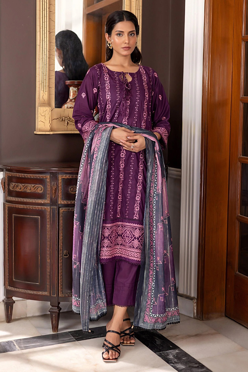 Regalia Embroidered Lawn In Purple