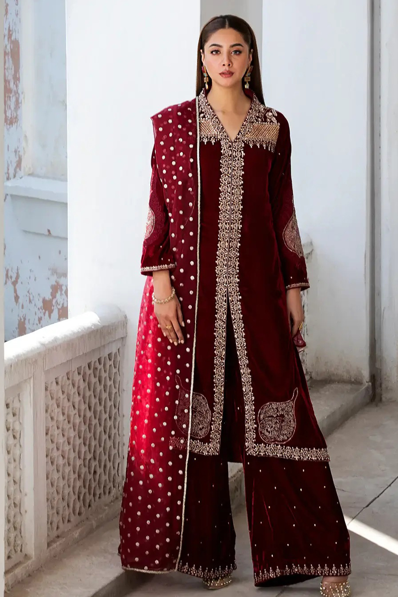 Zohal Salwar Kameez In Velvet