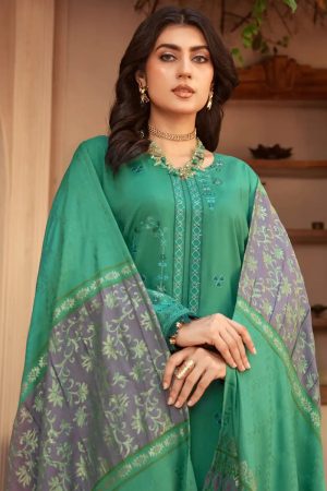 Arzoo Wool with Jacquard Shawl in Green 201937 02