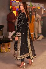 Asim Jofa Twested Silk Salwar Suit in Black 201872 03