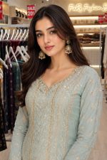 Palak Chinnon Salwer Suit In Cyan 202086 02