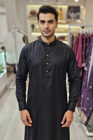 Stunning Punjabi In Black 550010 02